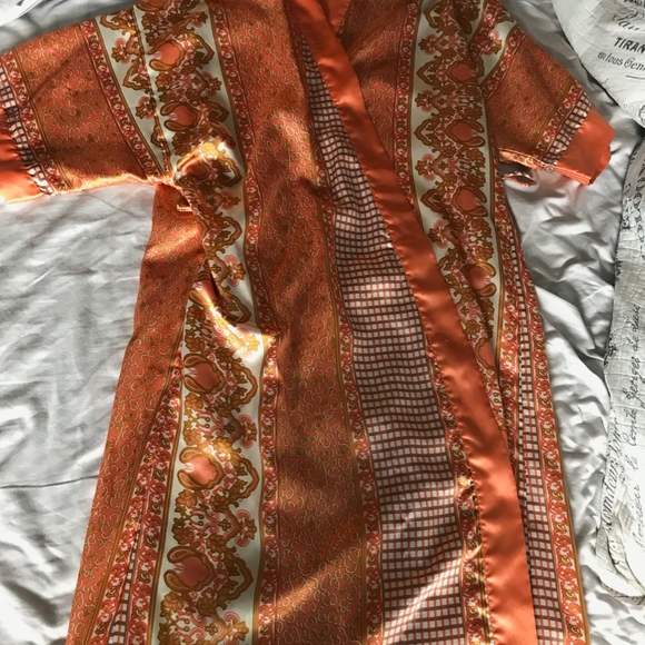 Bohemian Chic: Vintage Contessa di Roma Ethnic Print Robe - Picture 4 of 6